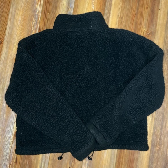 Ivory Ella Cropped Sherpa Jacket // Size Extra Large // Black - Picture 3 of 3